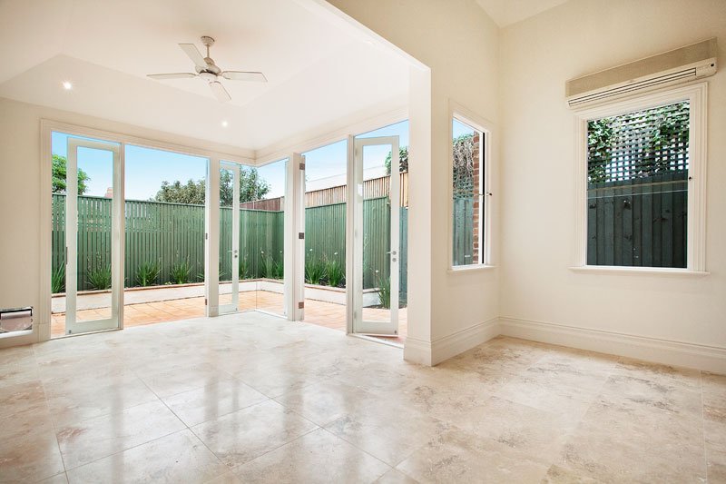 Property Gallery Thumbnail 2