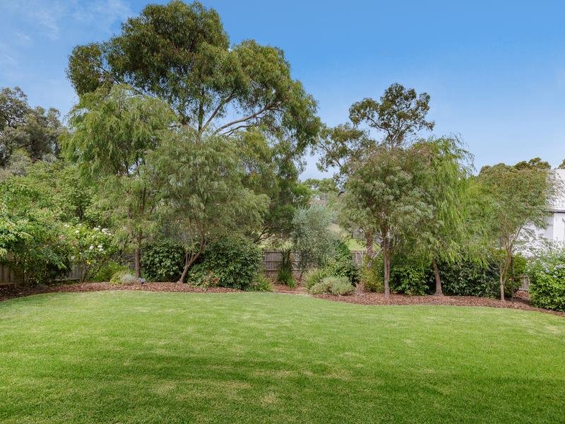 9 Beale Court, Templestowe image 14