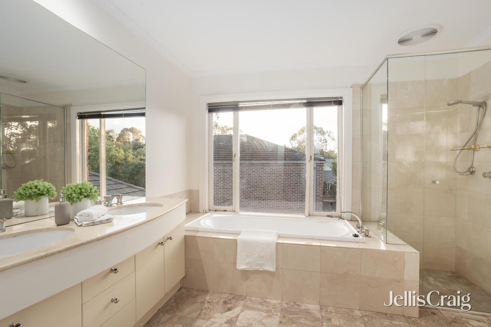 9 Beechwood Terrace, Ashwood image 10