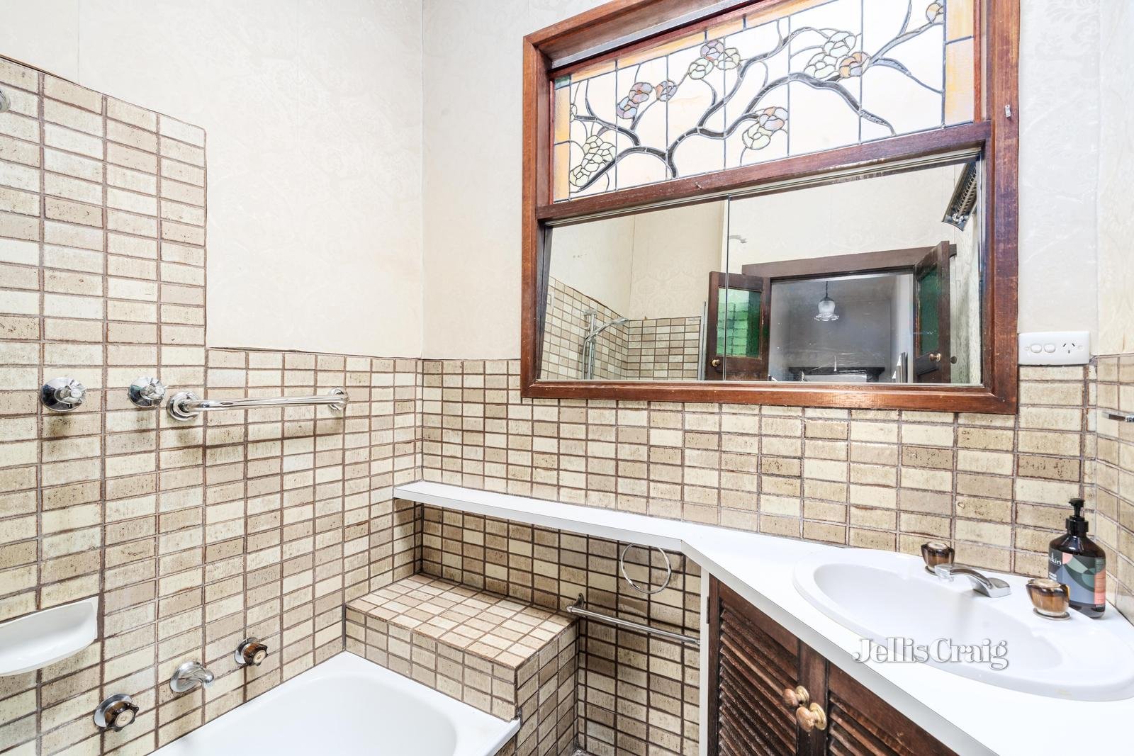 9 Bethela Street, Camberwell image 8