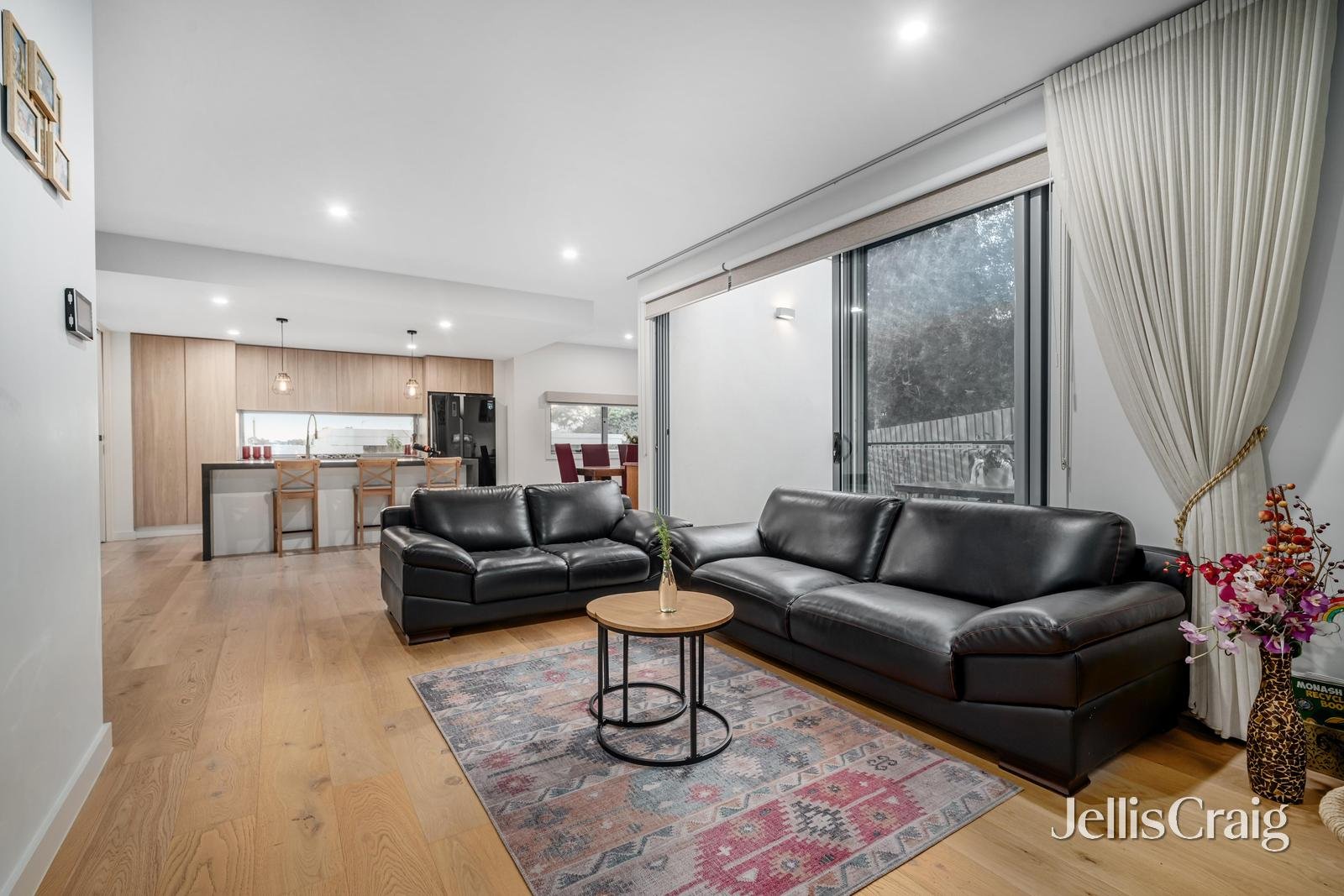 9 Bicton Street, Mount Waverley image 2
