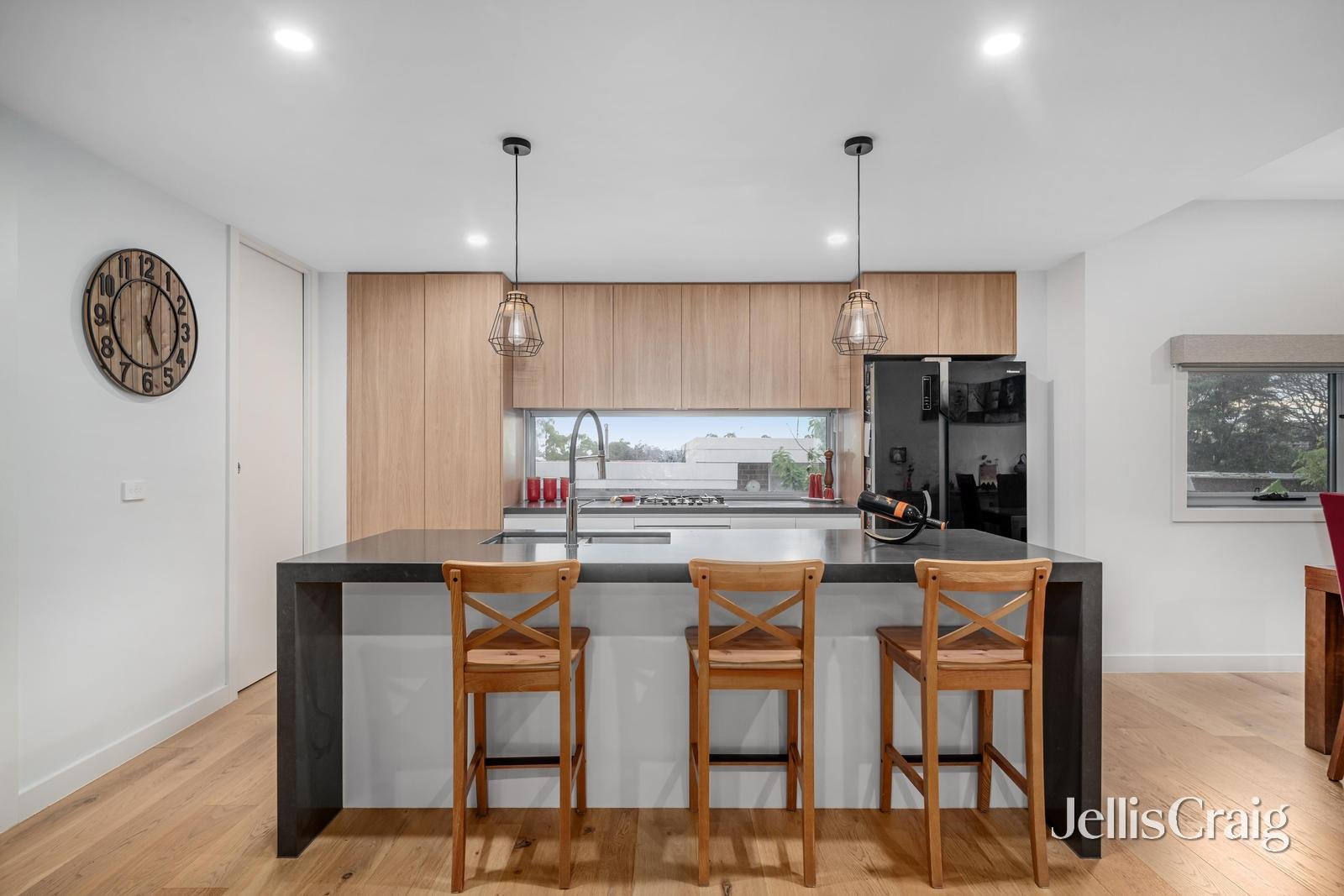 9 Bicton Street, Mount Waverley image 3