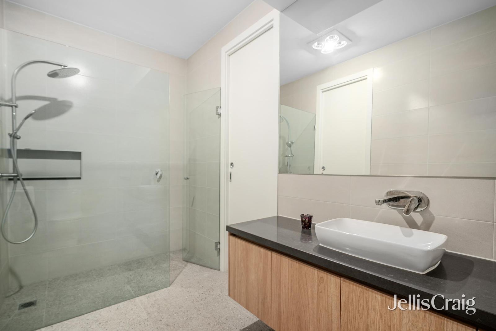9 Bicton Street, Mount Waverley image 9