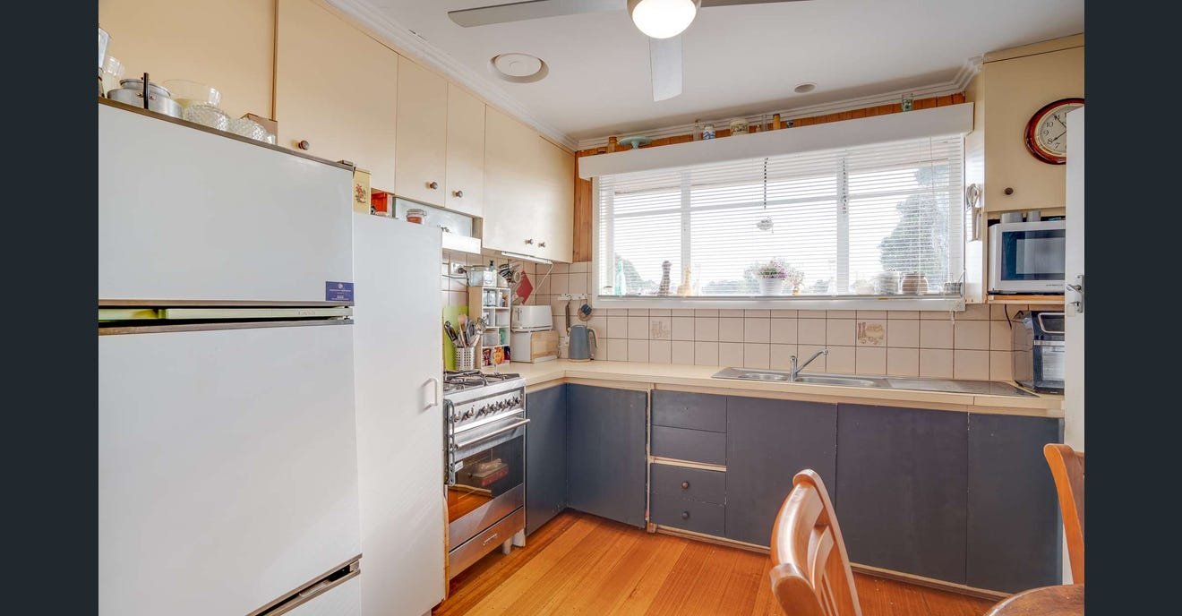 9 Bigola Street, Ringwood image 2