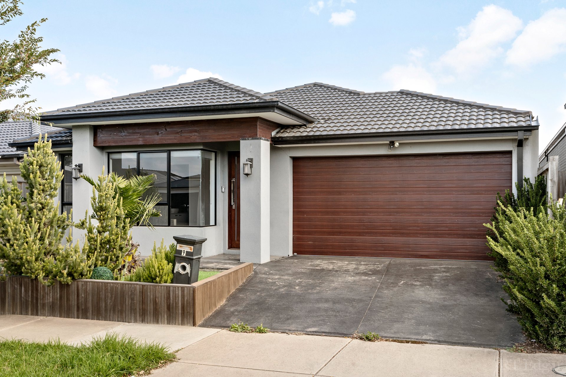 Property Gallery - Main Image