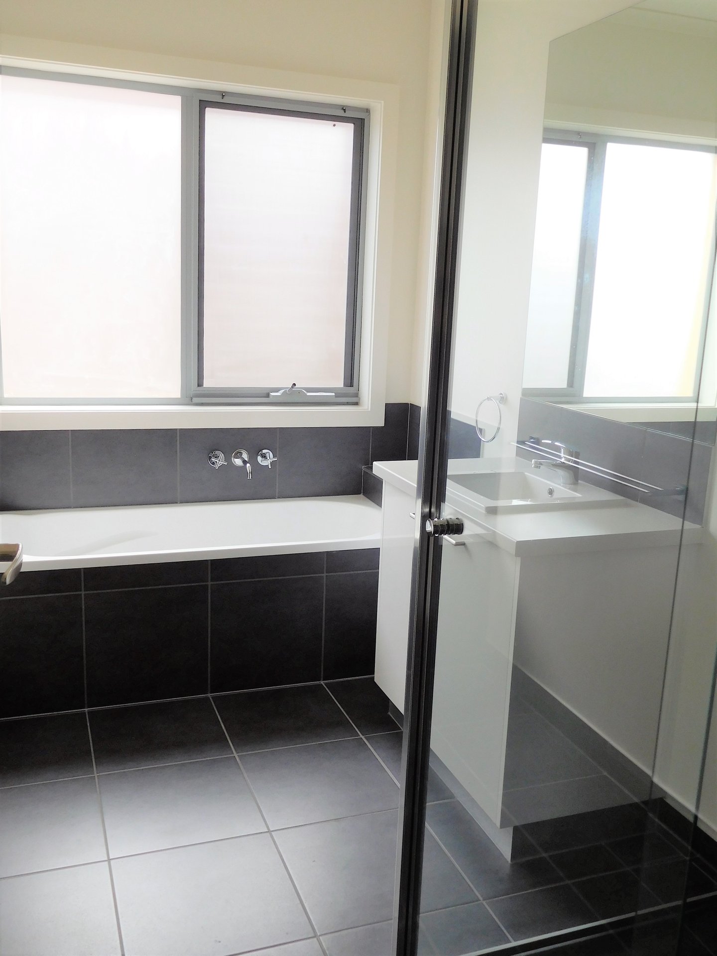 Property Gallery Thumbnail 6