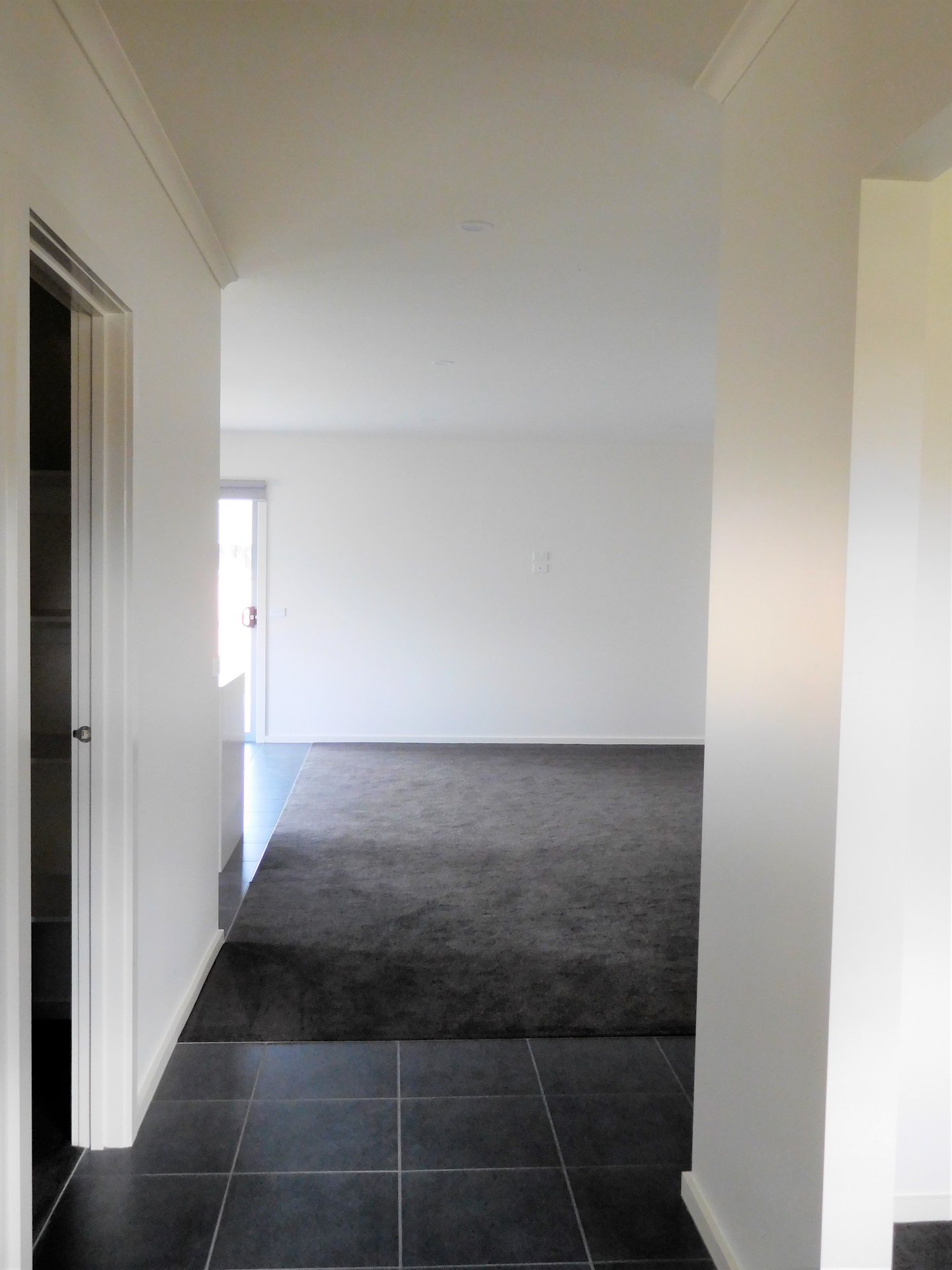 Property Gallery Thumbnail 7