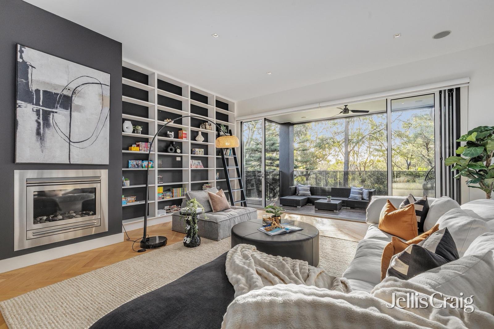 9 Bond Street, Mount Waverley image 7