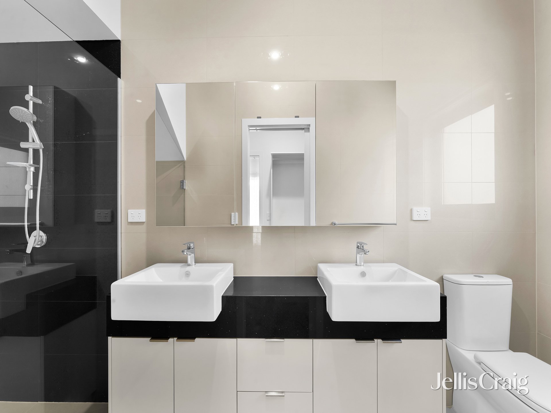 9 Boronia Grove, Doncaster&nbsp;East image 5