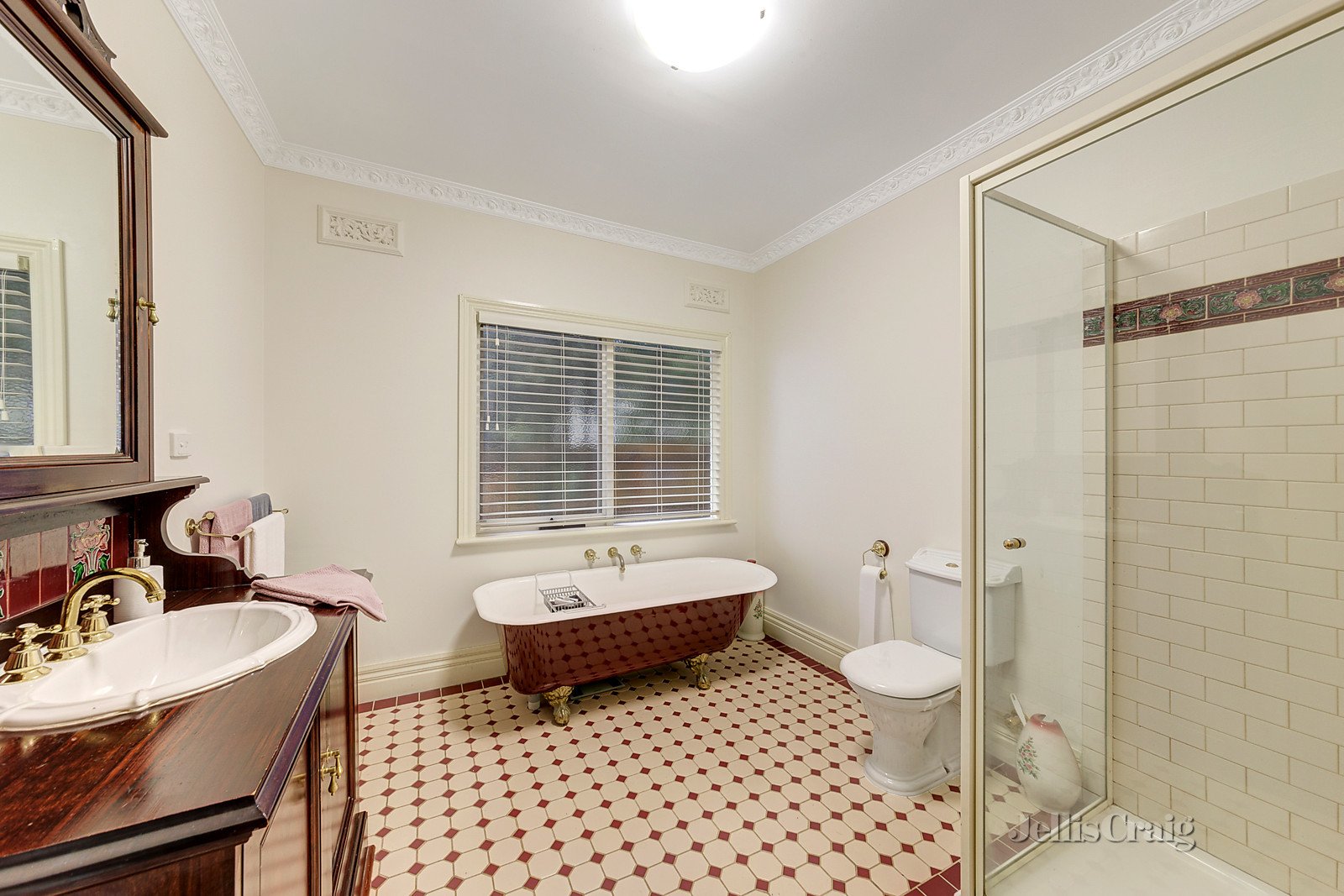 9 Boyd Street, Blackburn South image 8