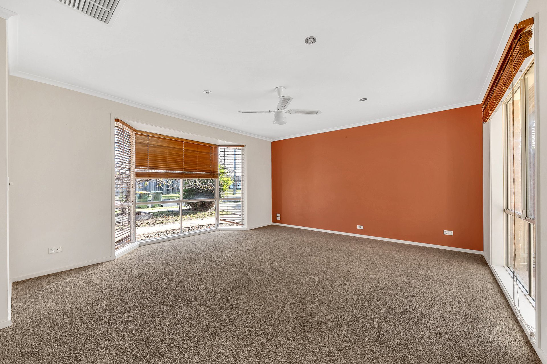 9 Bradford Street, St Albans Park image 8