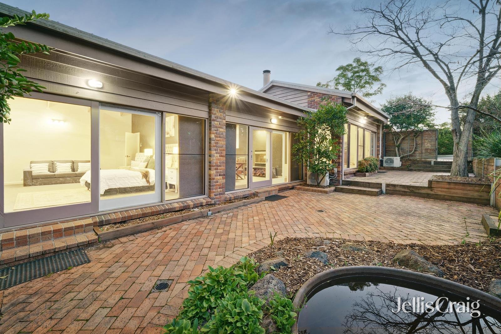 9 Bronwyn Court, Research image 2