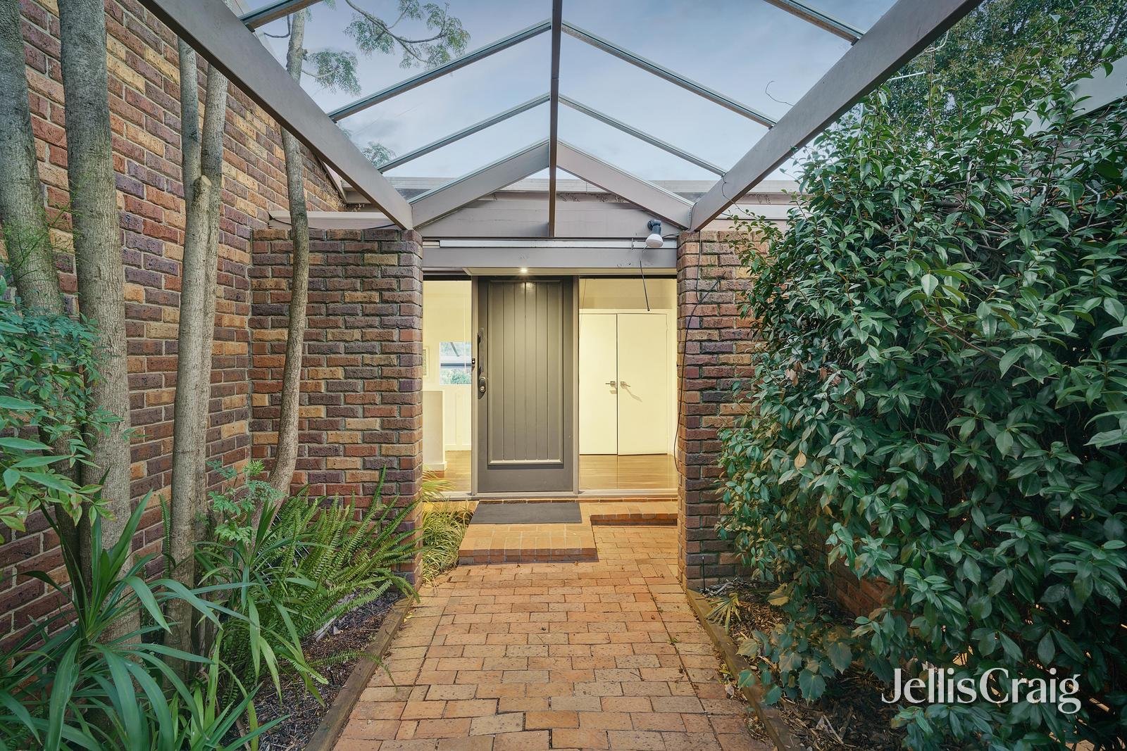 9 Bronwyn Court, Research image 3
