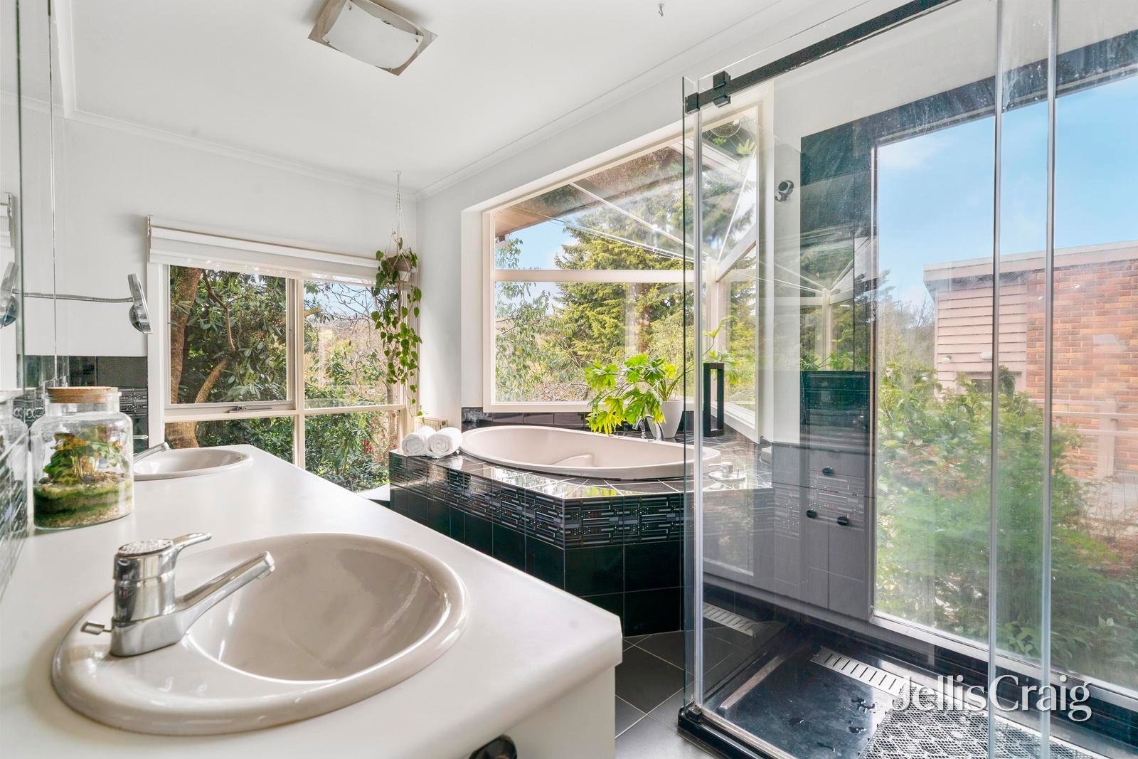 9 Bronwyn Court, Research image 10