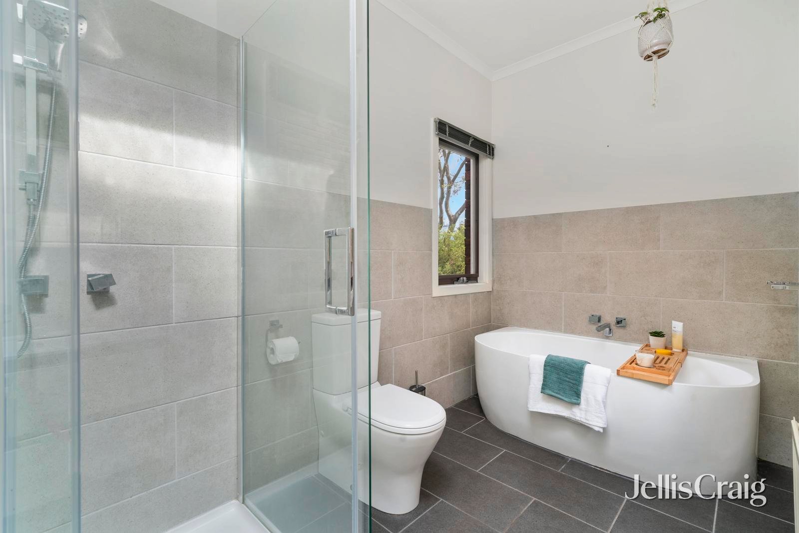 9 Bronwyn Court, Research image 18