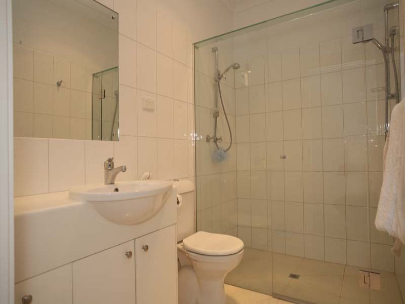9 Brook Crescent, Box Hill South image 7