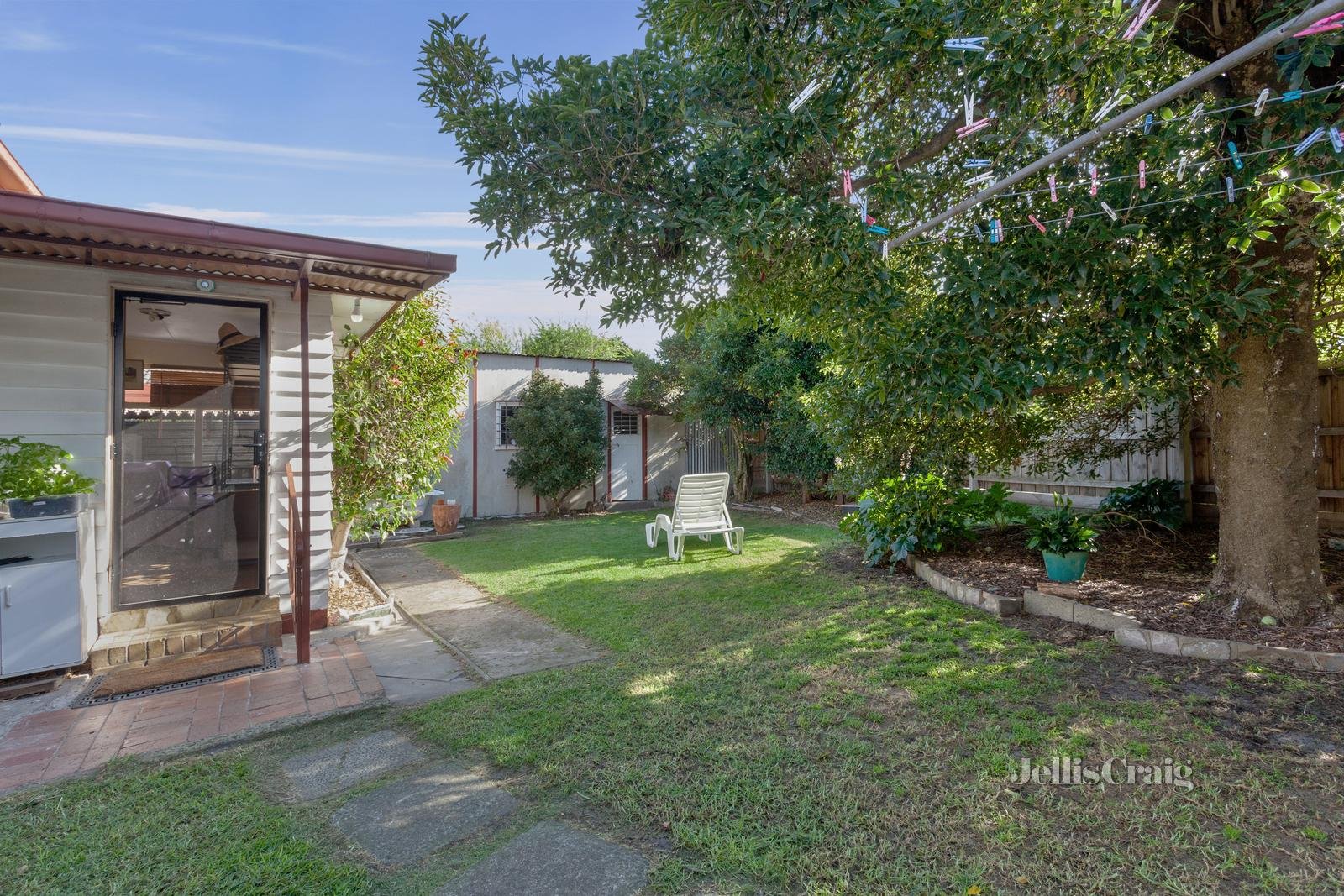 9 Brosa Avenue, Bentleigh East image 4