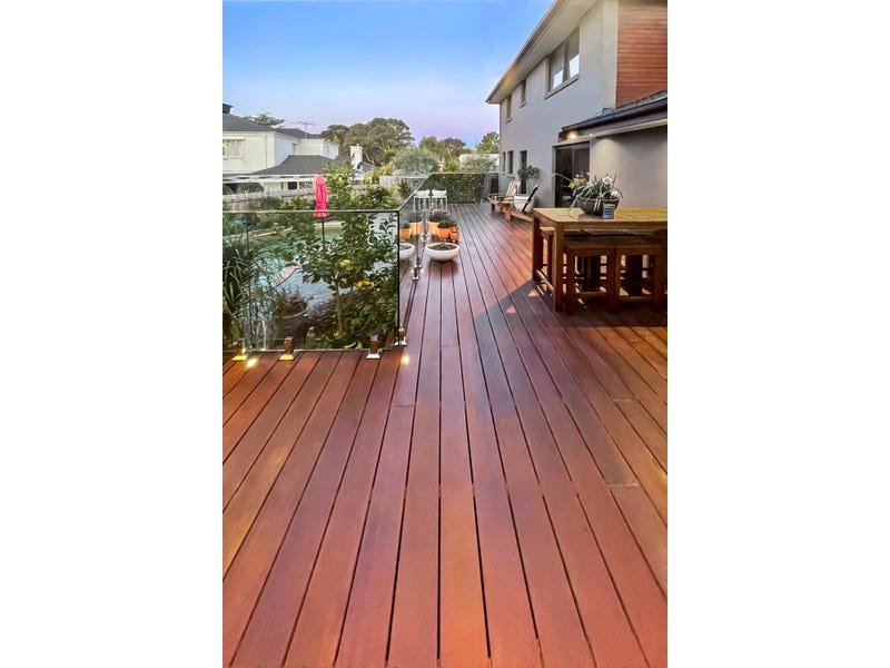 Property Gallery Thumbnail 8