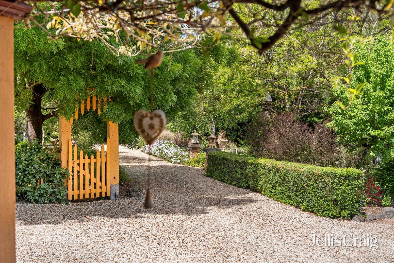 9 Campbell Street, Newstead image 3