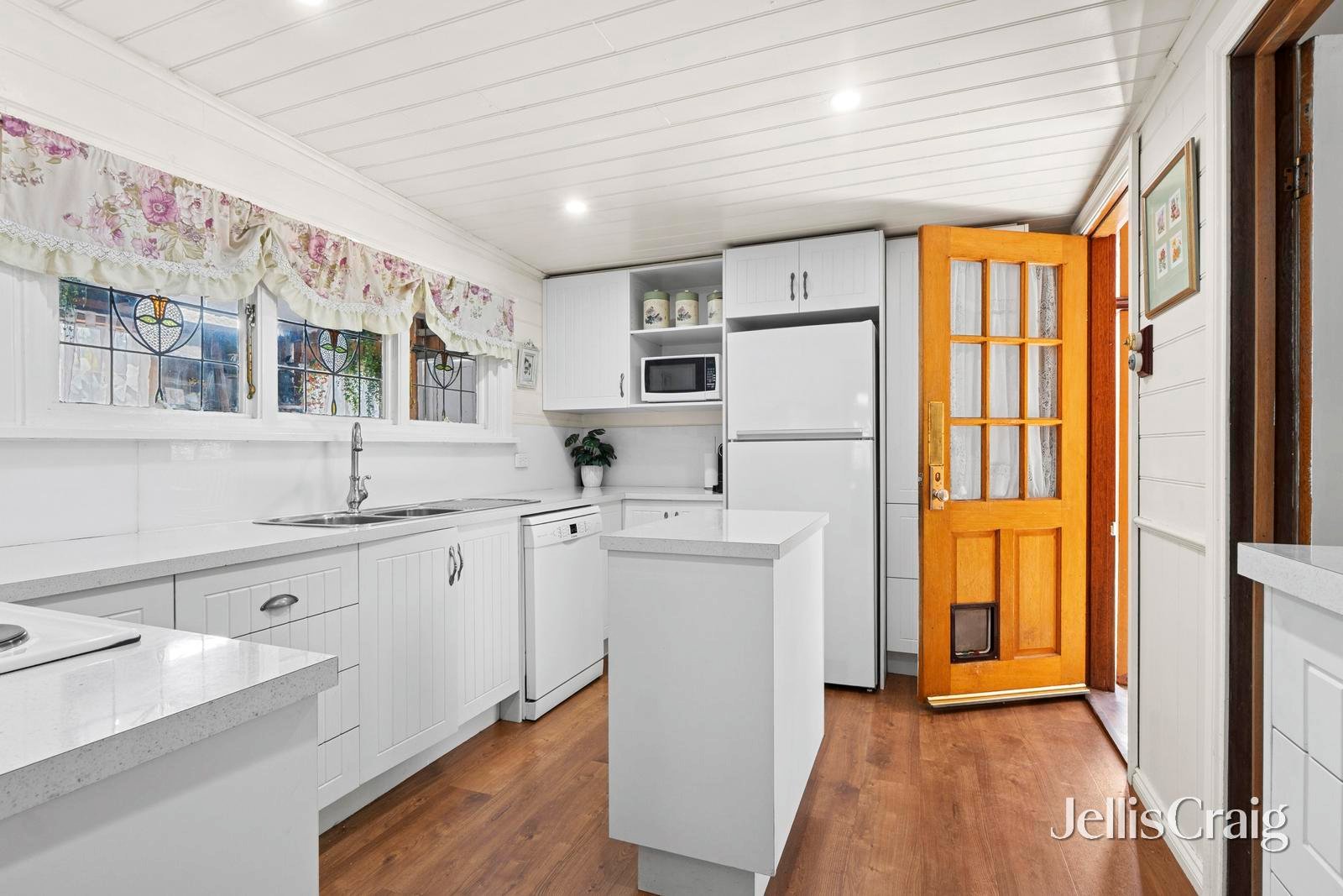 9 Campbell Street, Newstead image 12