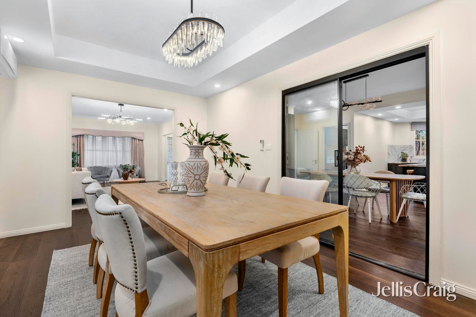 9 Carrington Court, Burwood&nbsp;East image 4