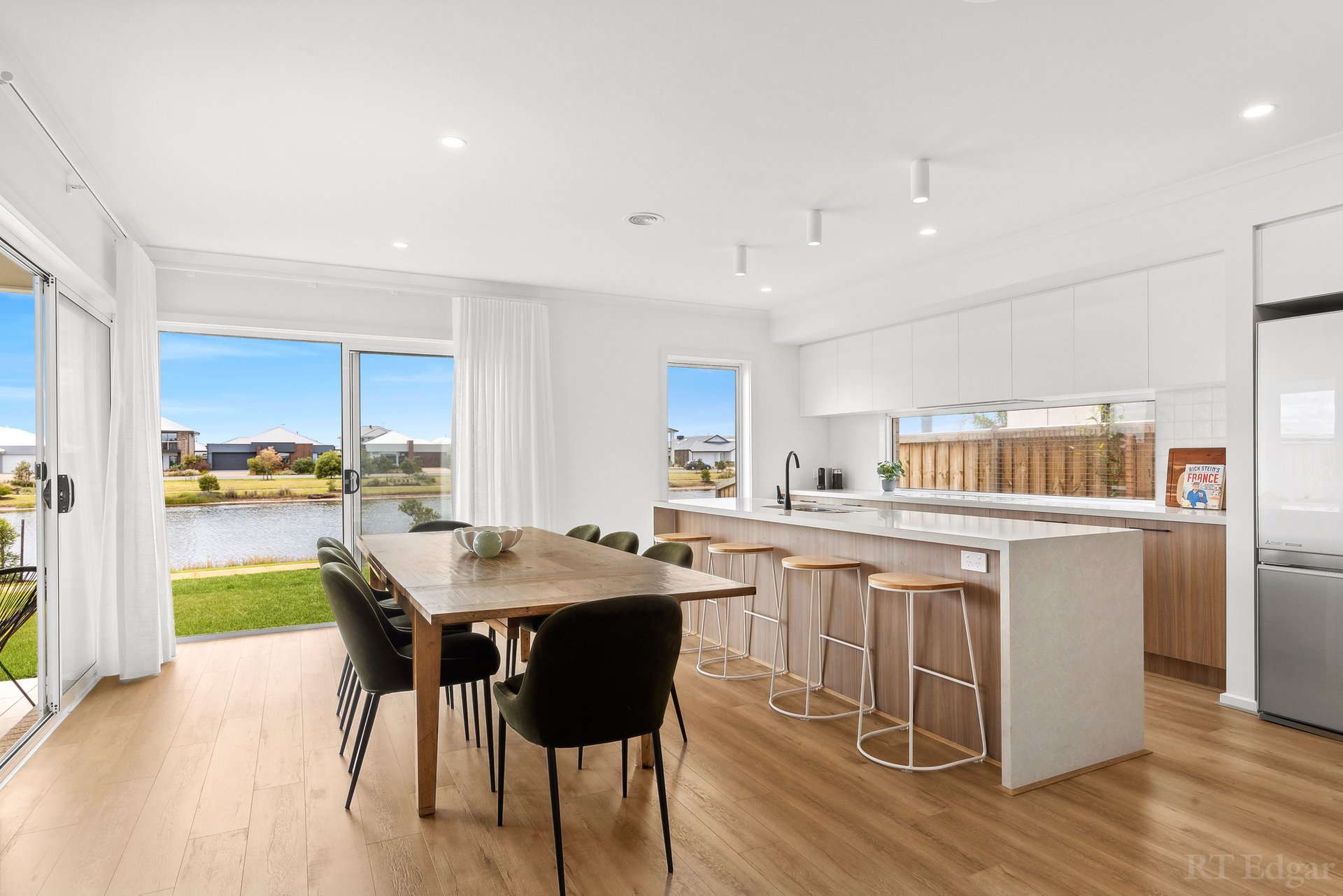 Property Gallery - Main Image