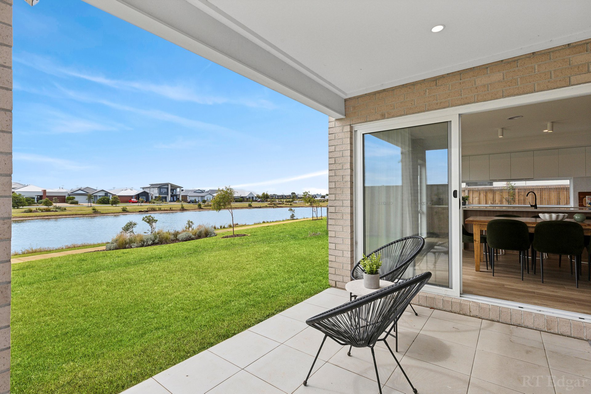Property Gallery Thumbnail 11