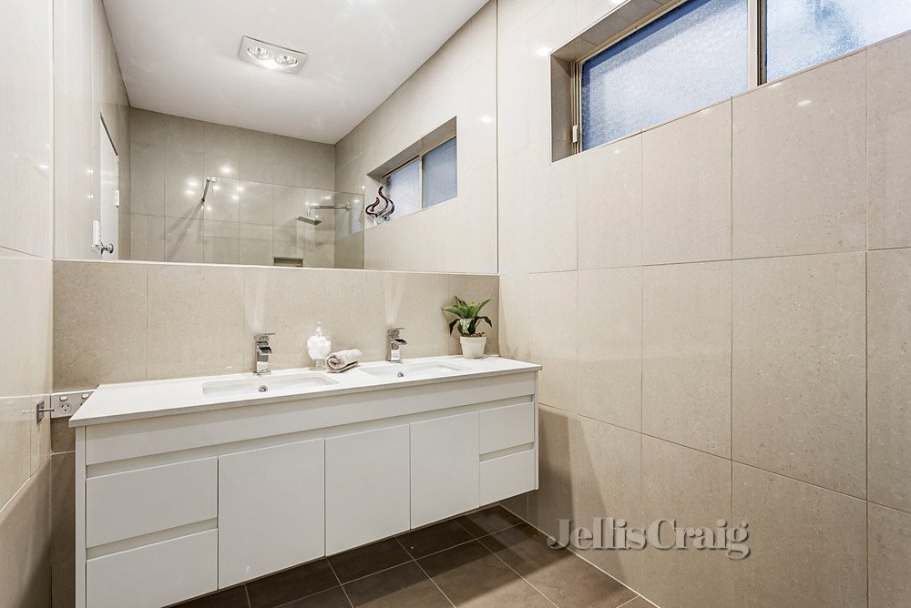 9 Chauvel Street, Heidelberg&nbsp;Heights image 6