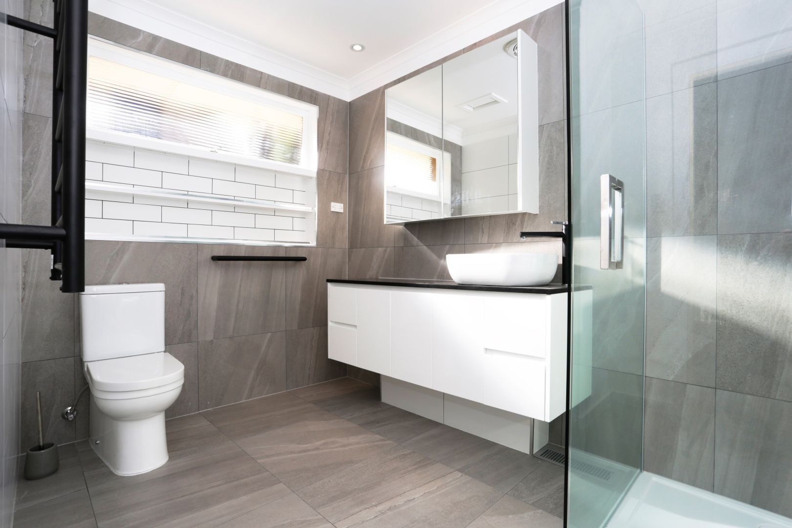 9 Chiswick Court, Templestowe image 2