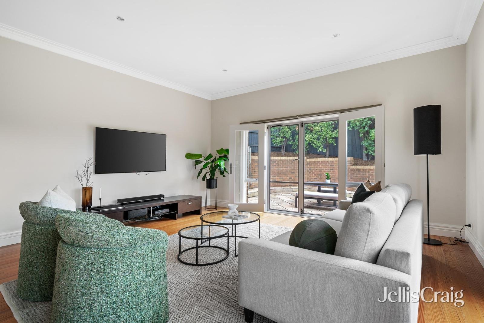 9 Clearwater Close, Eltham image 8