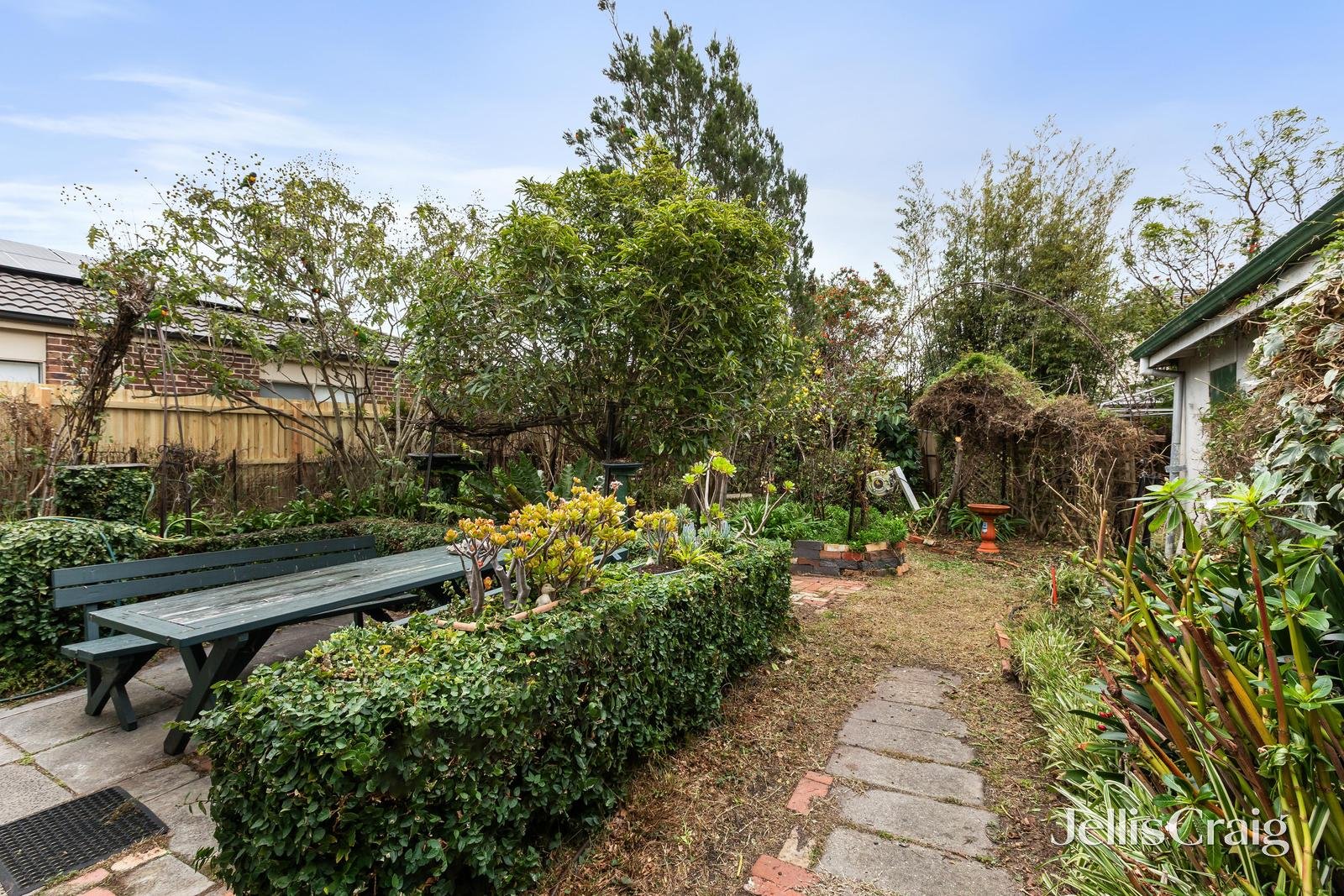 9 Clements Street, Bentleigh East image 7