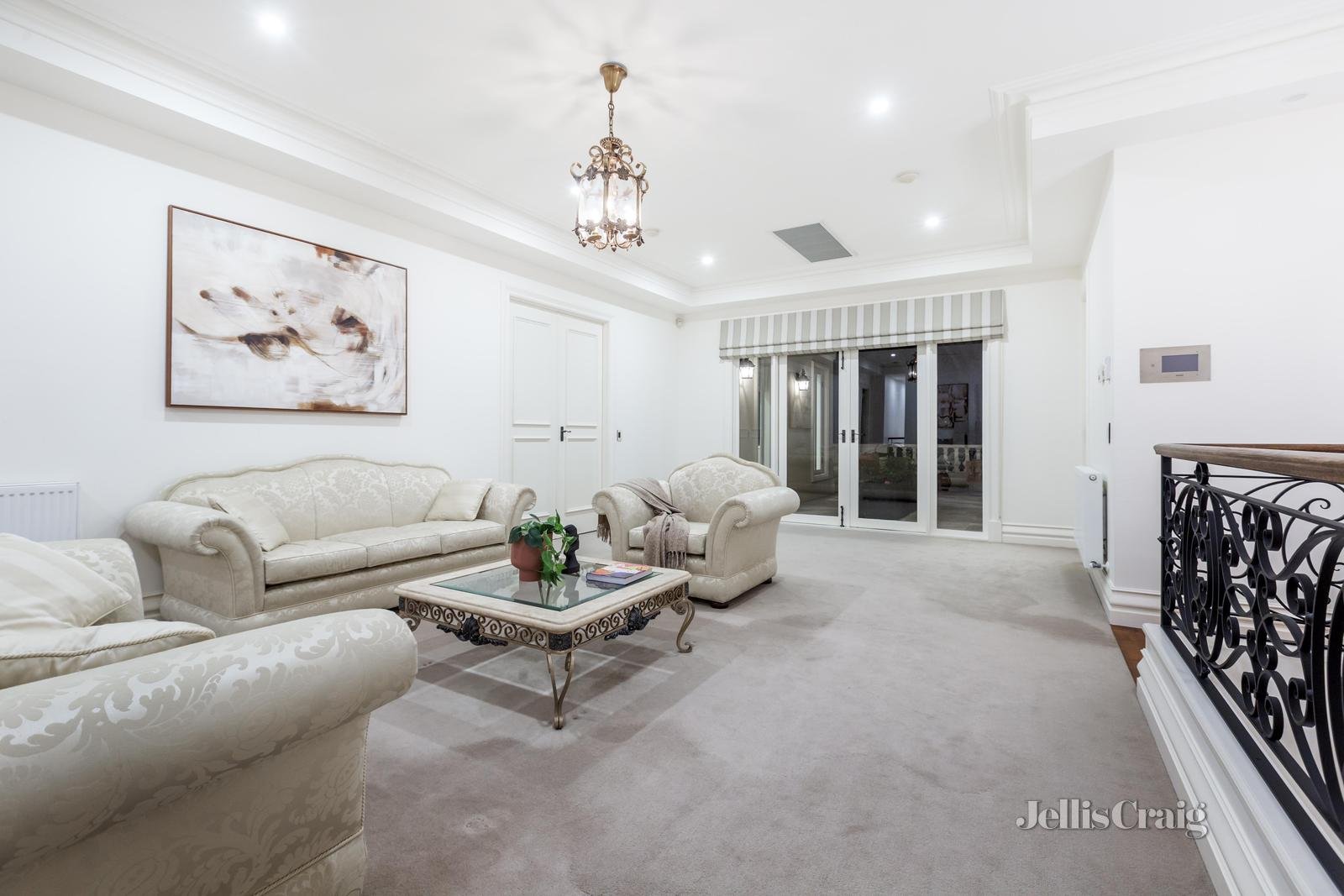9 Cochran Avenue, Camberwell image 8