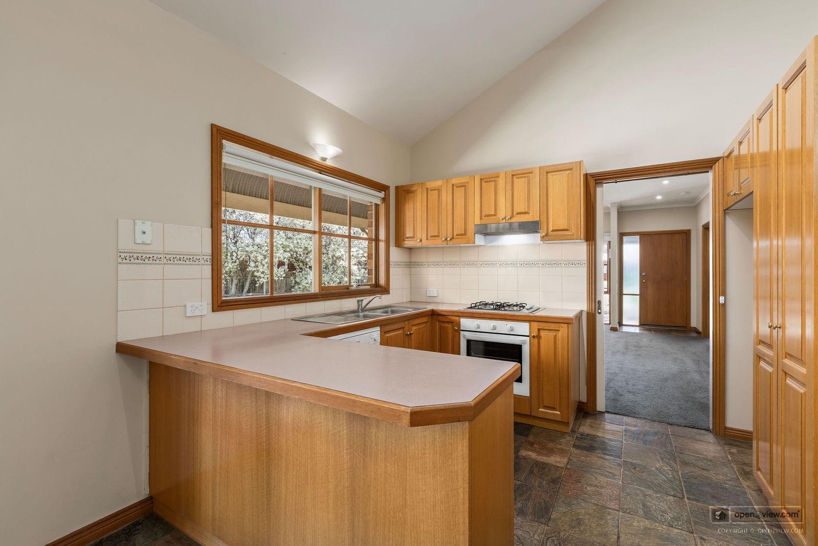 9 Conole Court, Lara image 6