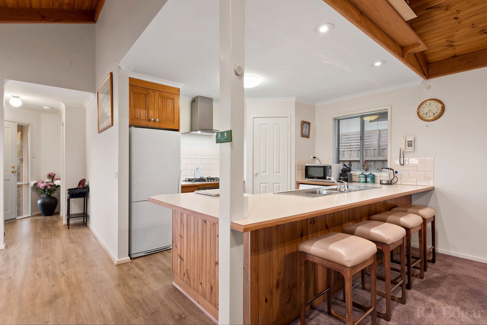 Property Gallery Thumbnail 6
