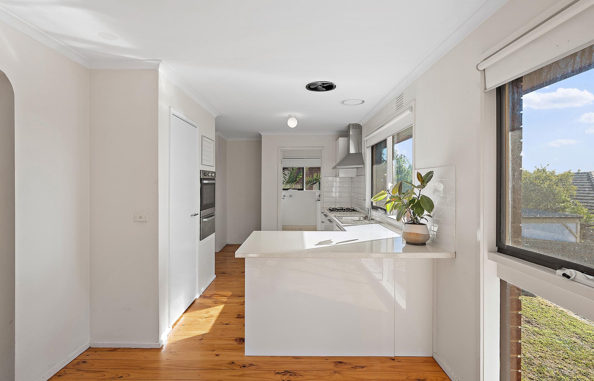 9 Crestway, Lilydale image 3