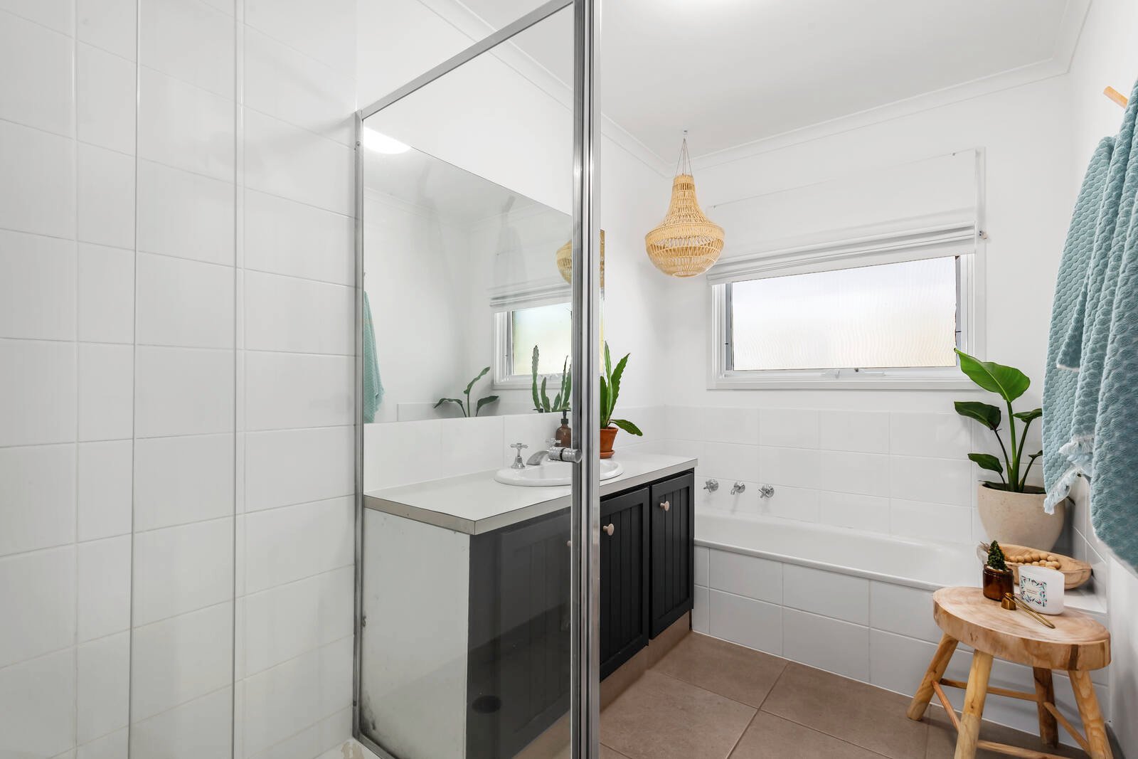 Property Gallery Thumbnail 11