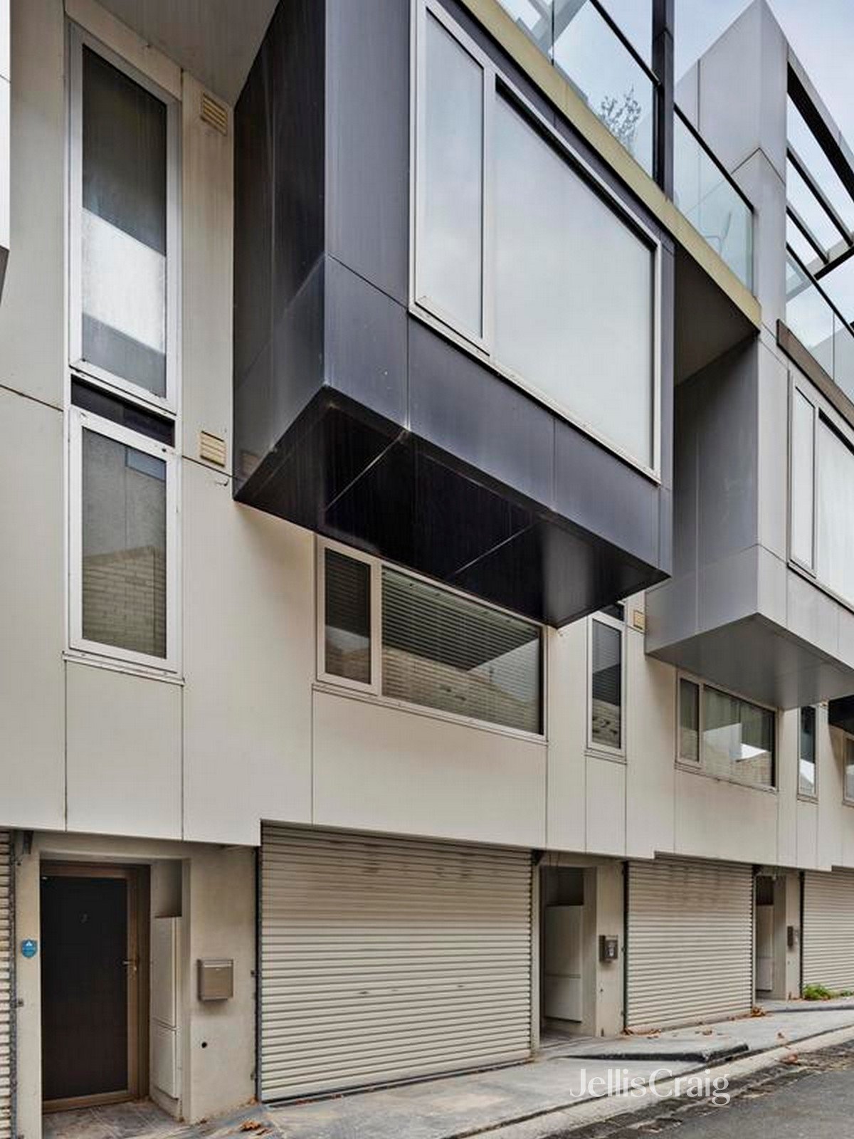 9 Curzon Place, North&nbsp;Melbourne image 11
