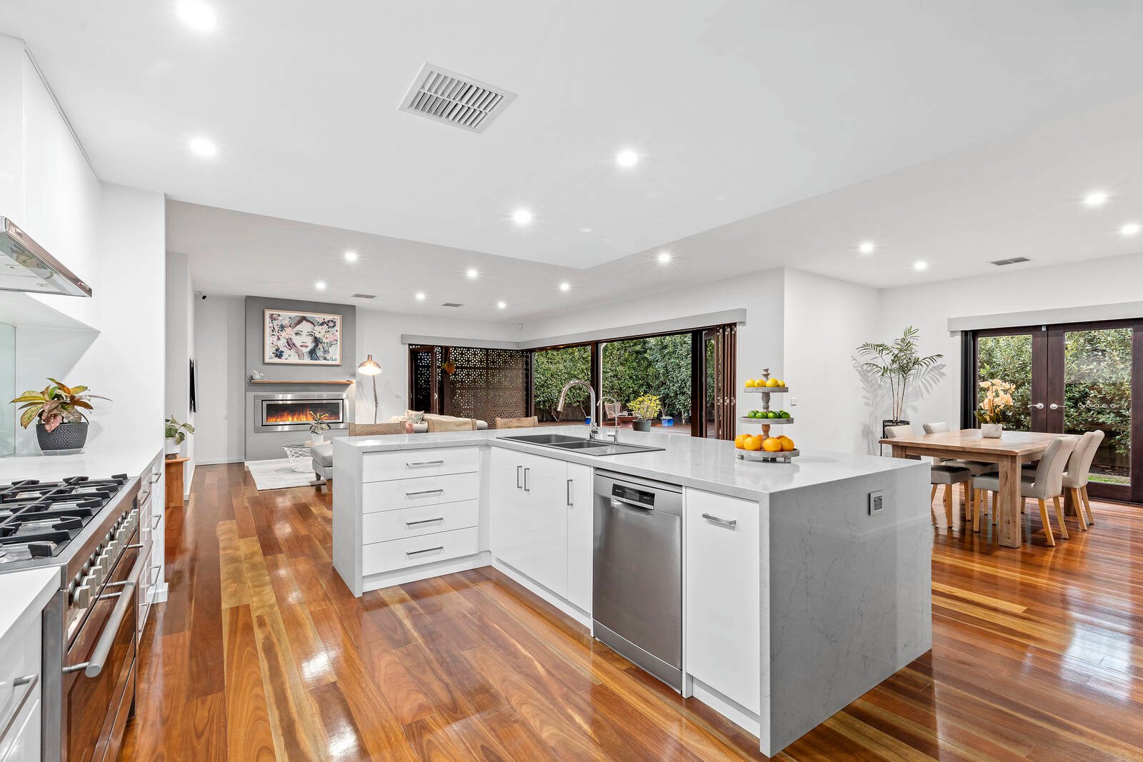 Property Gallery Thumbnail 2