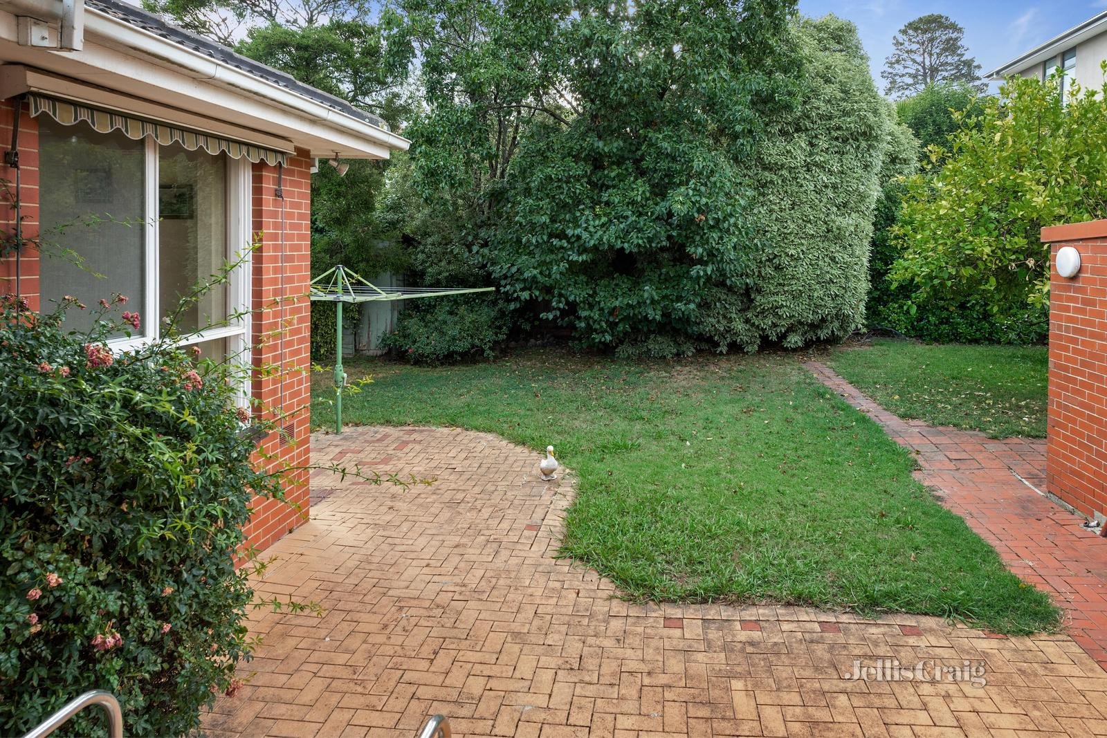 9 Damala Street, Doncaster East image 12