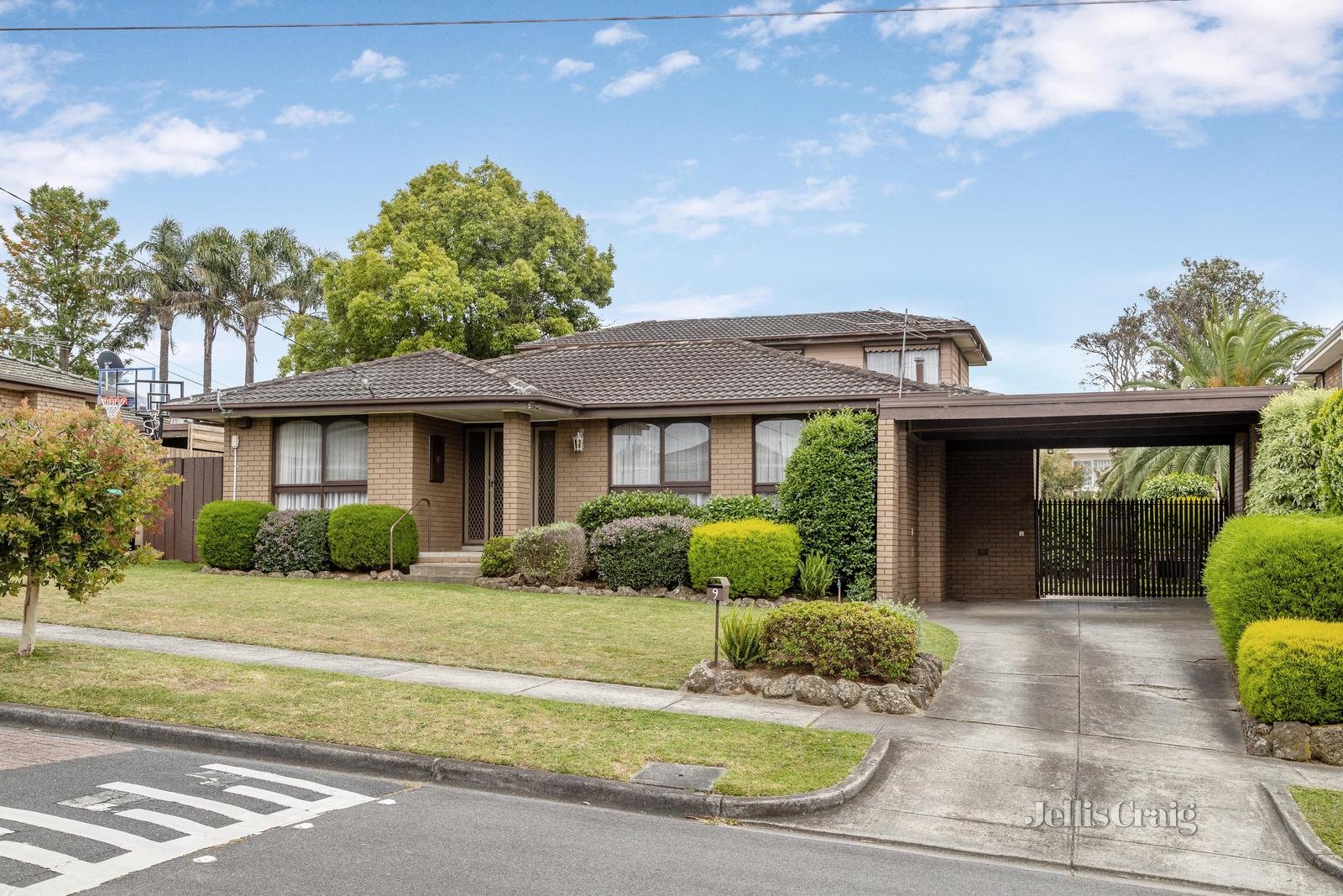 9 Dellfield Drive, Templestowe Lower image 1