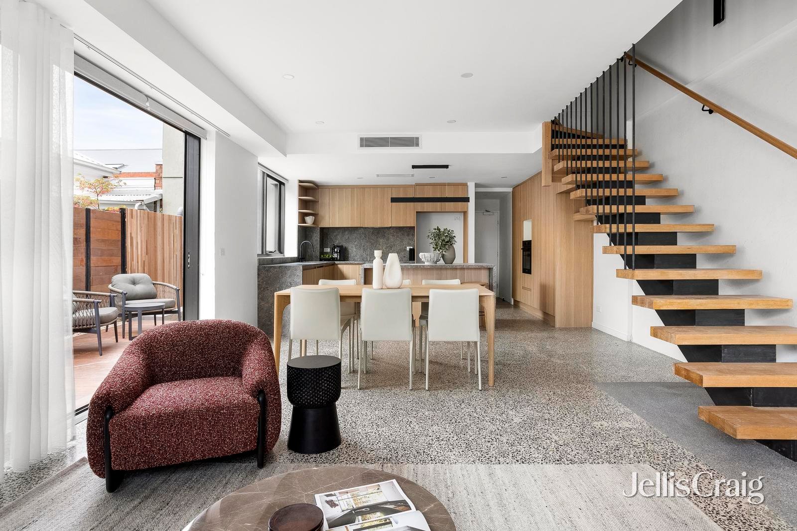 9 Dight Street, Collingwood image 1