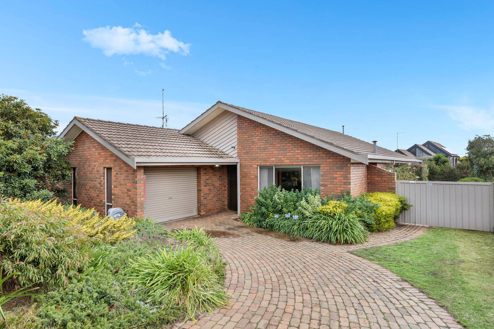 Property Gallery Thumbnail 2