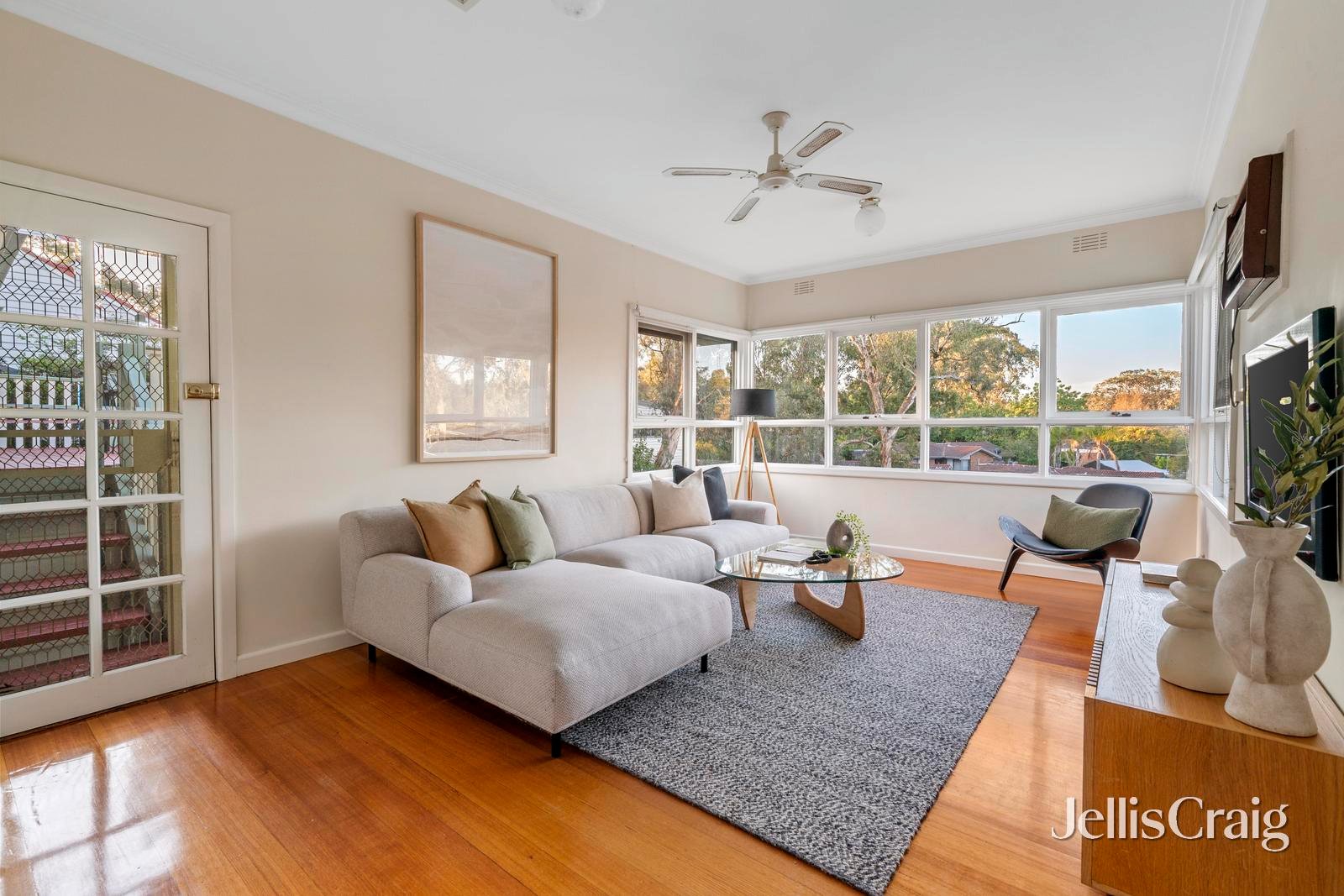 9 Donald Street, Greensborough image 2