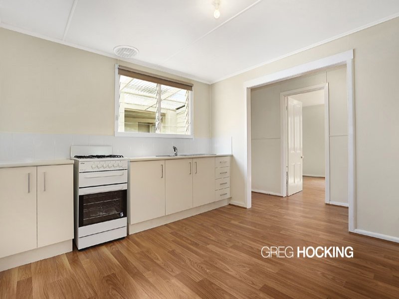 9 Dover Road, Williamstown image 3