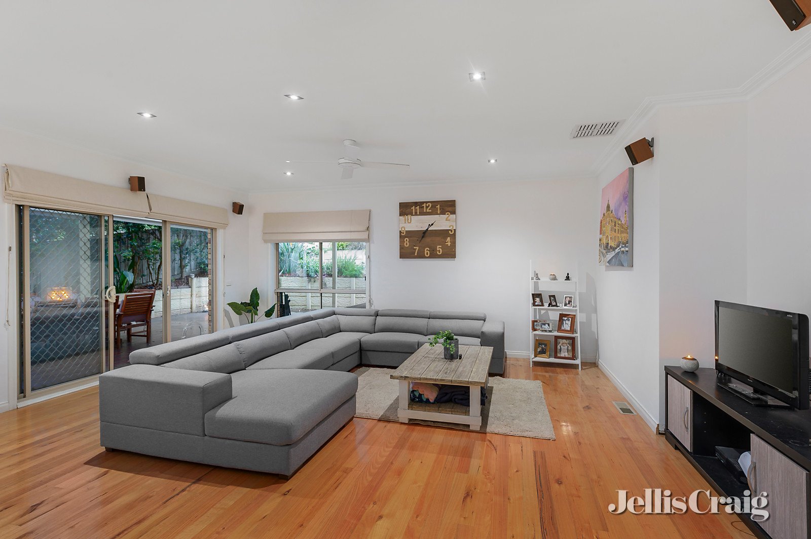 9 Drummer Hill Lane, Mooroolbark image 5