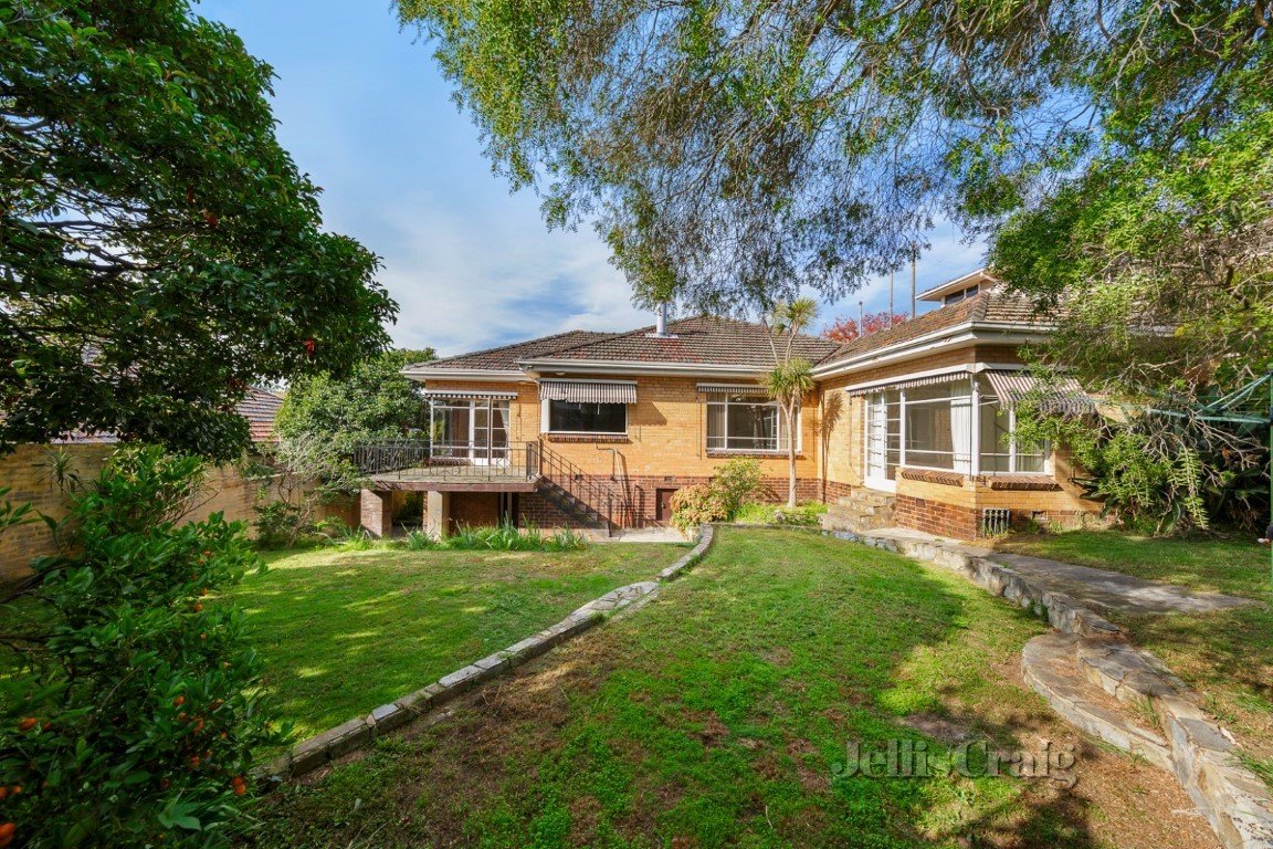 9 Dunlop Avenue, Kew image 4