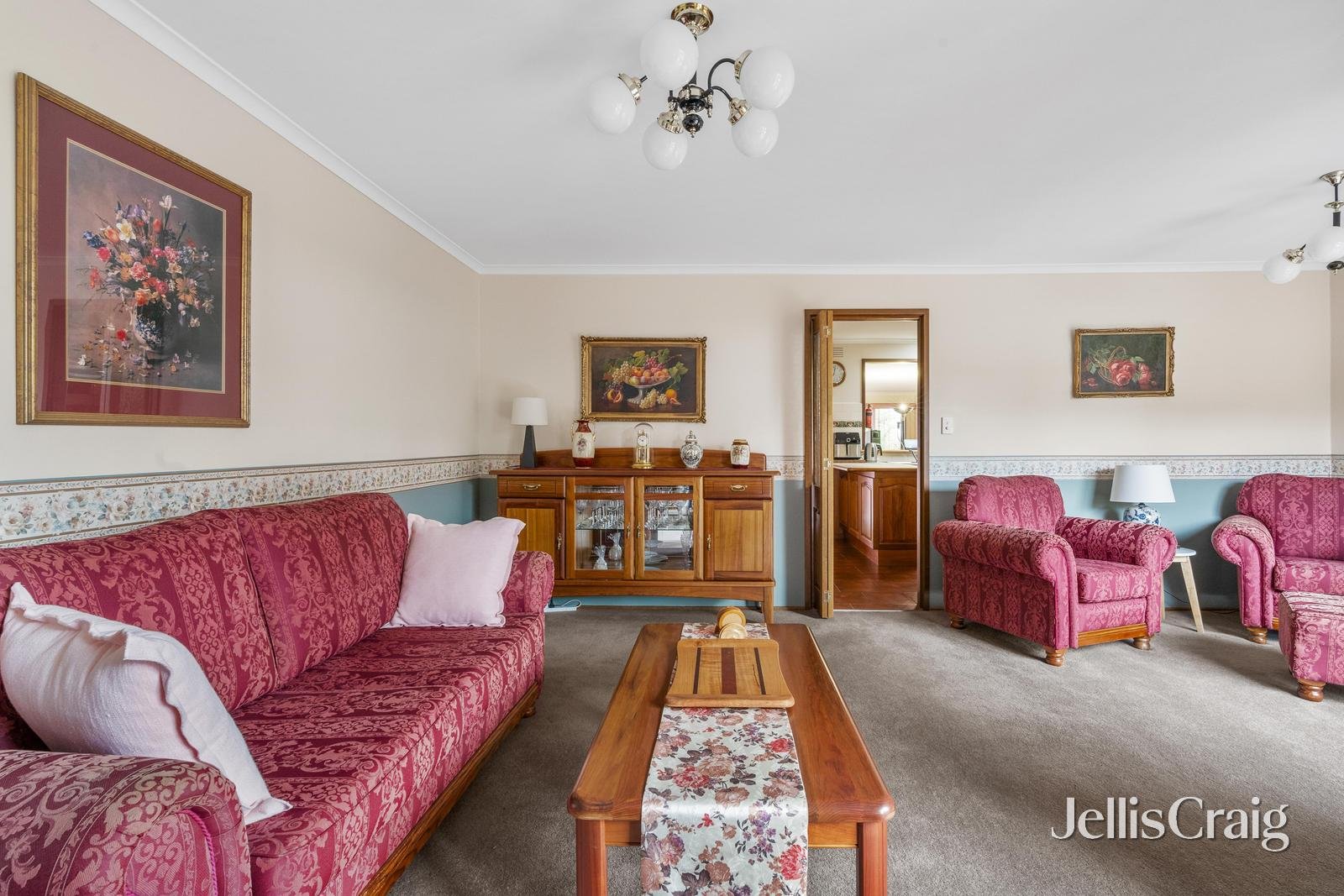 9 Dwyer Place, Greensborough image 2