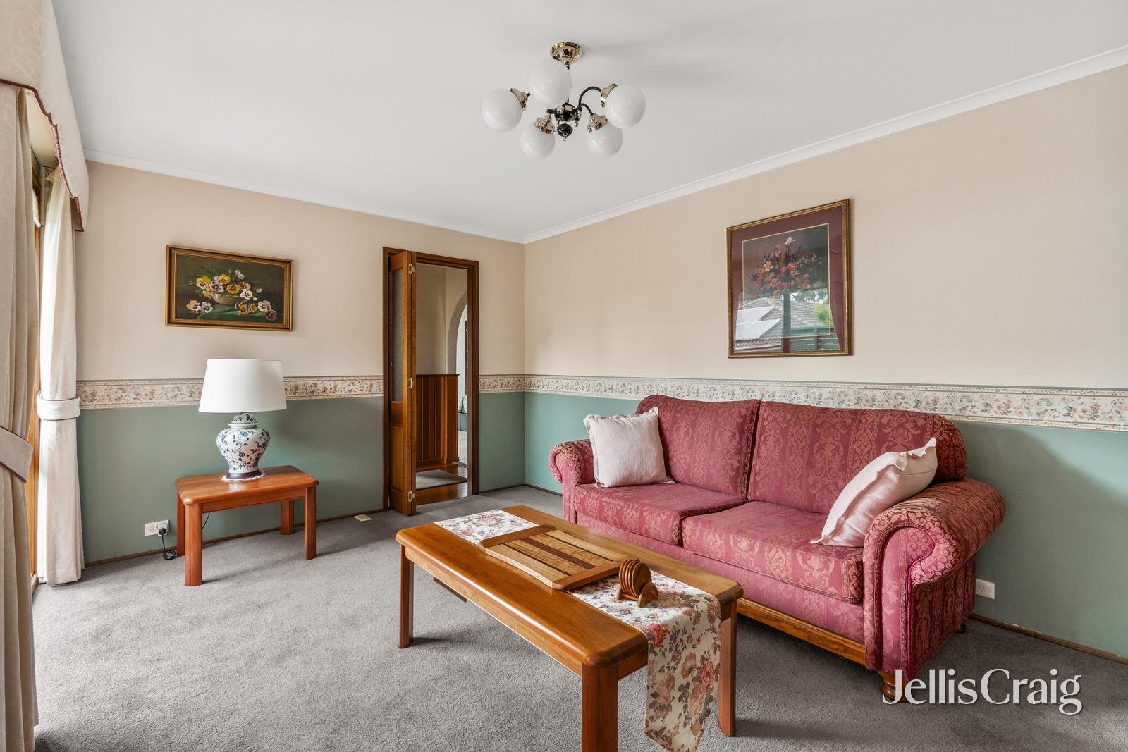 9 Dwyer Place, Greensborough image 3