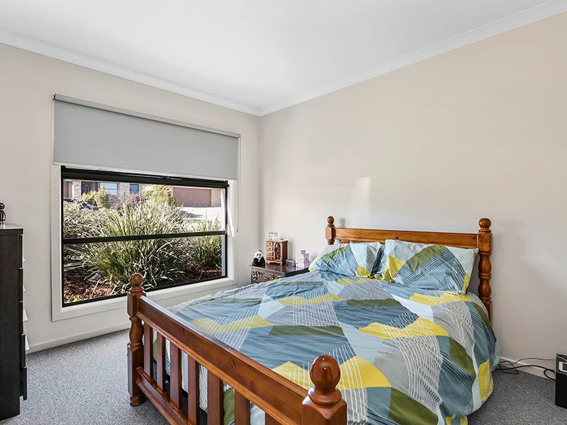 9 Ebbtide Drive, Leopold image 4