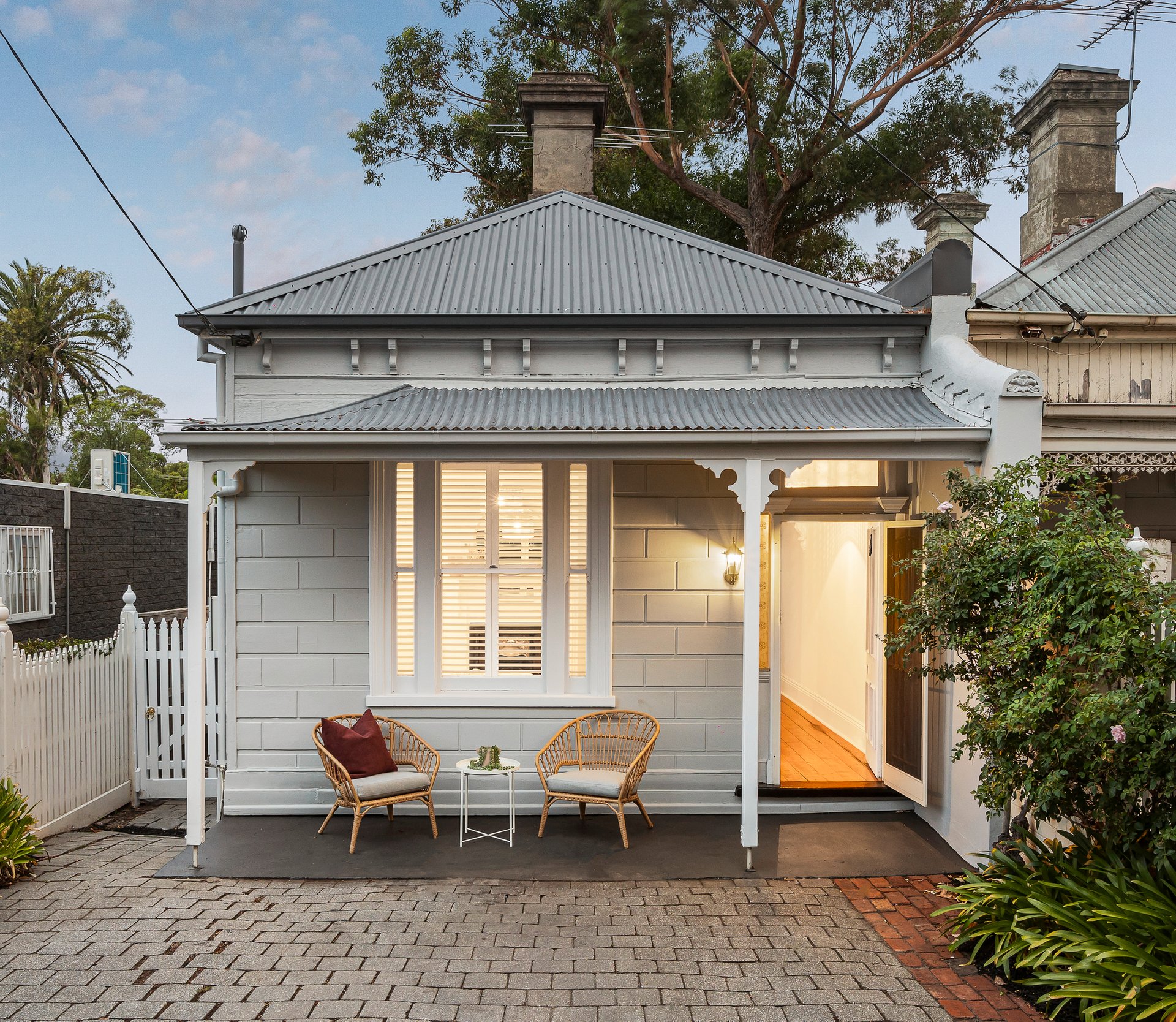 9 Ermington Place